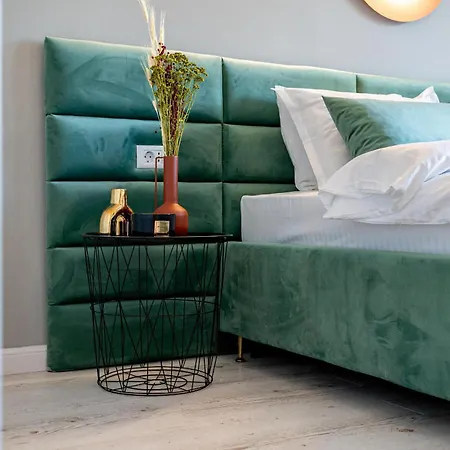 Stylish Comfort - 2br In Vibrant East Bukarest