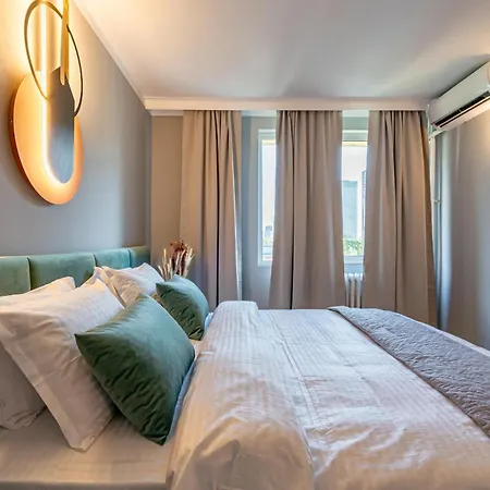 Apartman Stylish Comfort - 2br In Vibrant East Bukarest