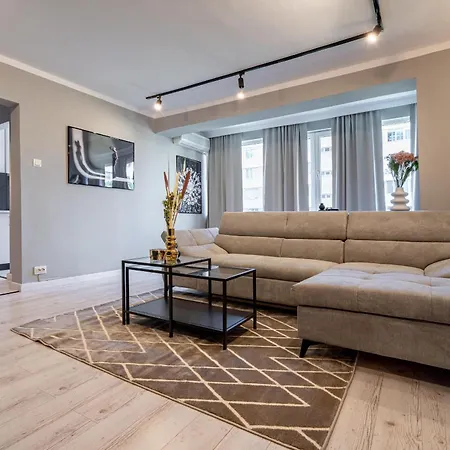 Appartamento Stylish Comfort - 2br In Vibrant East Bucarest