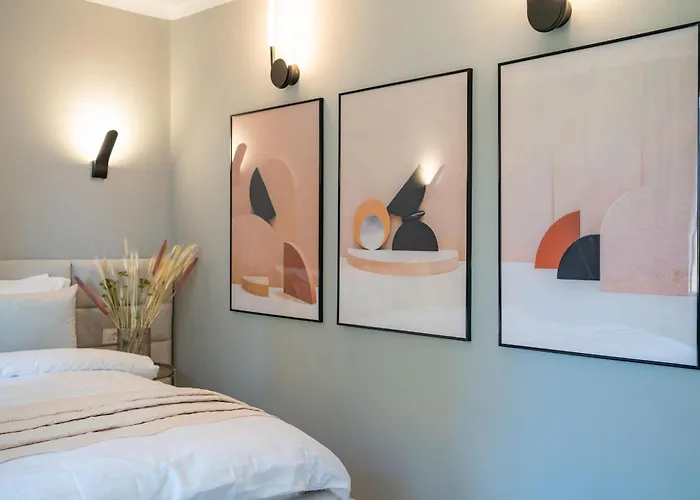 Stylish Comfort - 2br In Vibrant East * 布加勒斯特