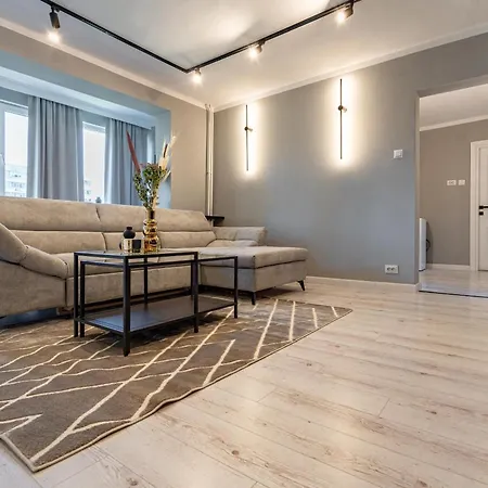 Stylish Comfort - 2br In Vibrant East Daire